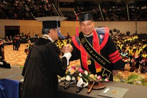 Kapolda Sulawesi Utara Wisuda Program Doktor Ilmu Hukum Universitas Trisakti Dengan Predikat Cumlaude